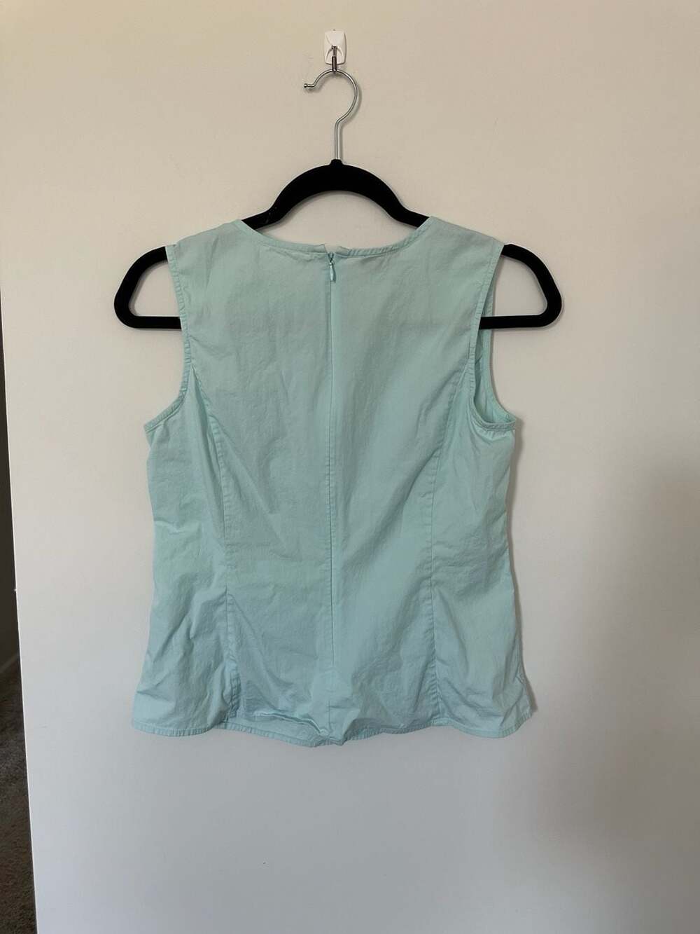 98% Cotton Talbots Mint Green Sleeveless Gathered Neck Tank Top Size 8P - Picture 3 of 5